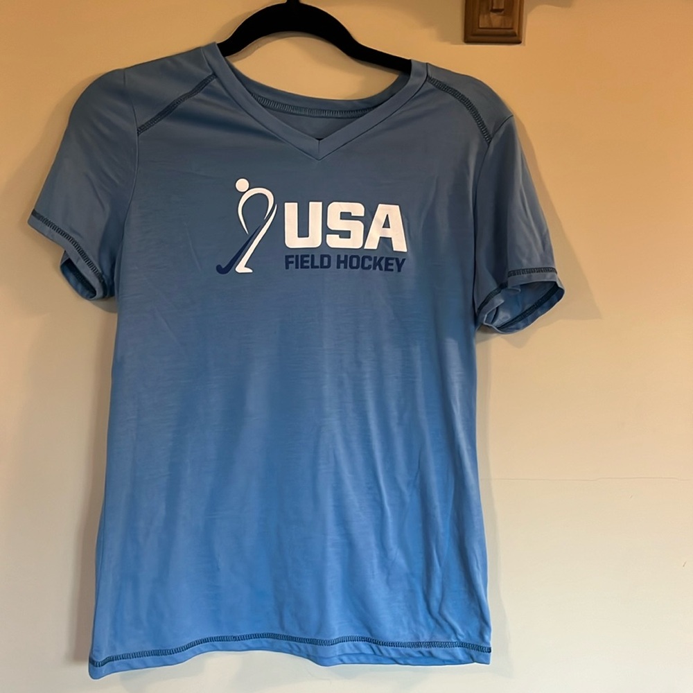 USA Field Hockey Fitted V-neck T-shirt